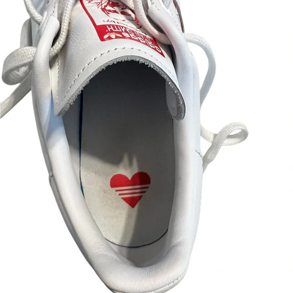 Adidas Stan Smith Women's Size 9.5 Athletic Shoes White Red heart Sneakers rare - Picture 9 of 10